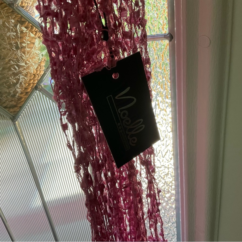 Nwt Open Weave/ Crocheted Pink Raspberry Scarf - image 4